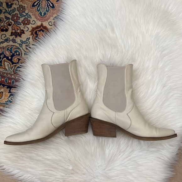 Stivali: Dallas Western Chelsea Booties - Picture 6 of 12